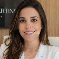 Dra. Ana Carolina Martins